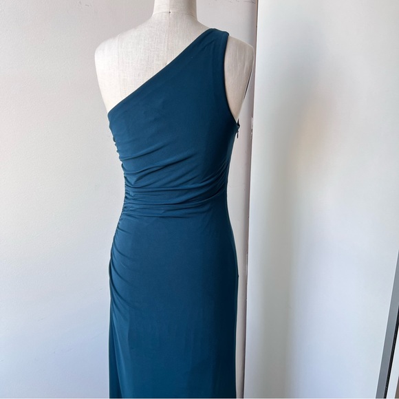 Laundry by Shelli Segal Teal gown w/ beading - Picture 4 of 15